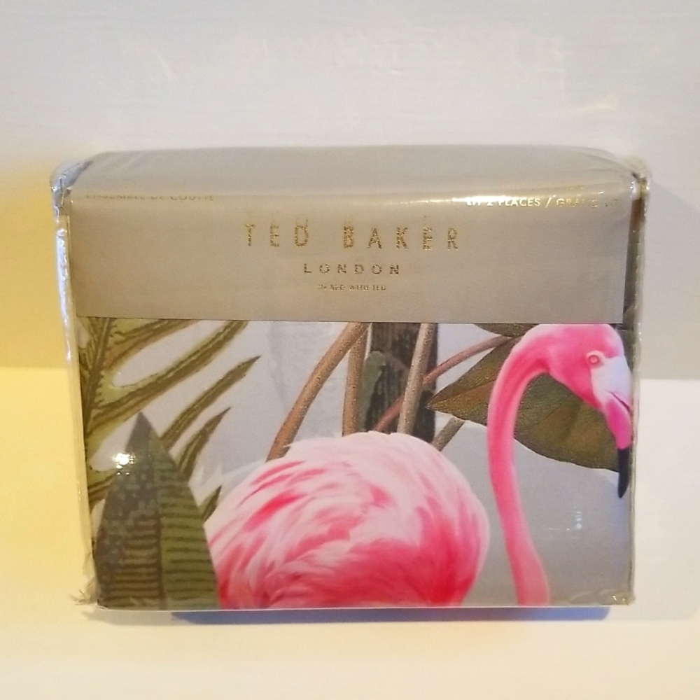 Ted Baker Full/Queen Duvet set (NWT) Flamingo/Tropical print